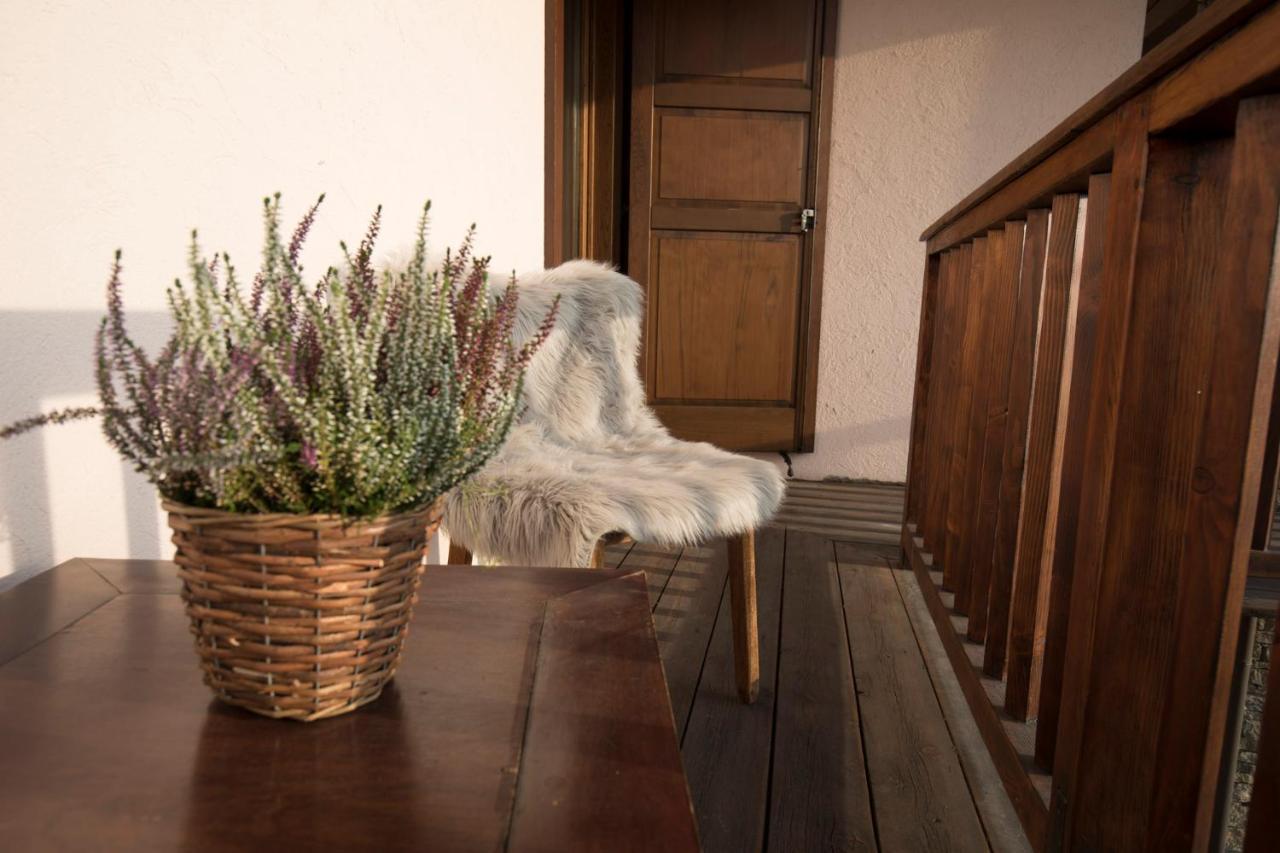 Bed and Breakfast Le Jasmin Aosta Exterior foto